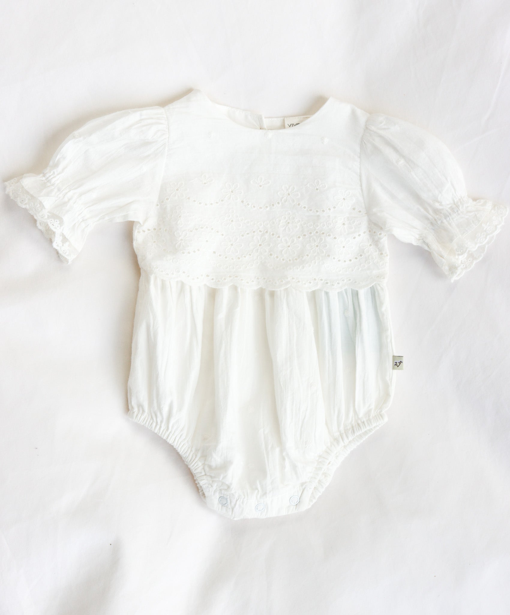 The Sunday Lace Bubble