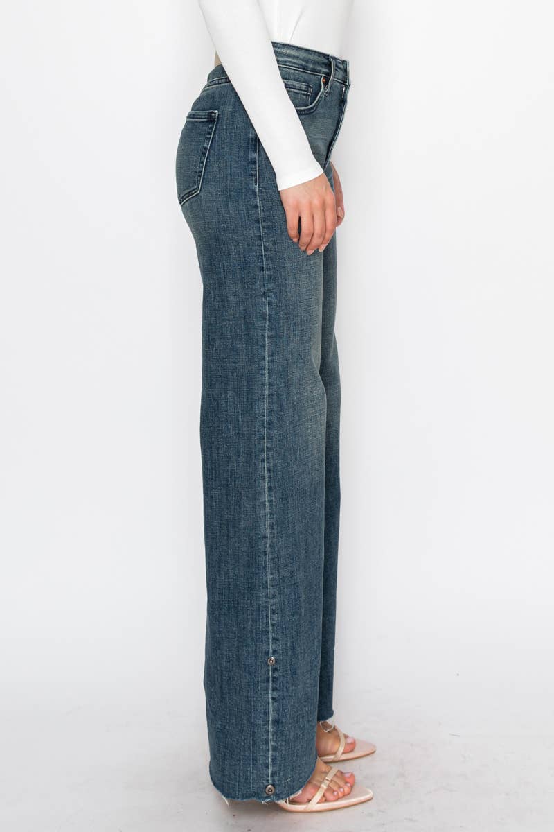 The Vivienne Wide Leg Jean